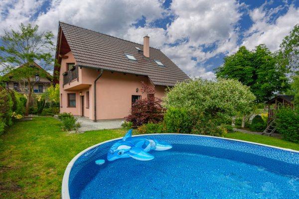 Prodej rodinného domu 5+kk s garáží, Stanovice
